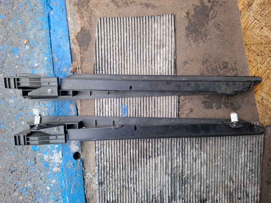 Направляющие шторки багажника Опель Астра F