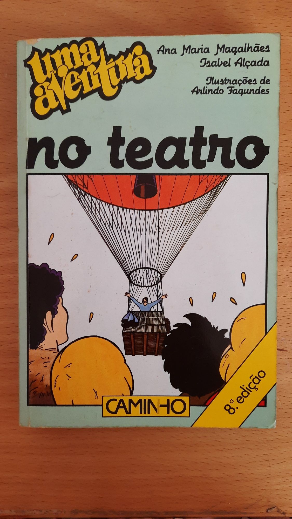 Livro Uma Aventura no Teatro