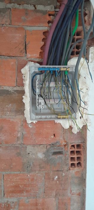 Eletricista instalação