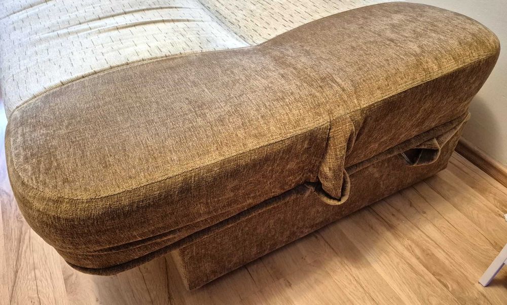 Wygodna sofa rozkładana / kanapa z funkcją spania
