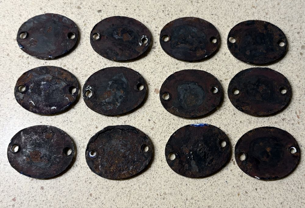 Antigas chapas de números esmaltadas - cada 6 €