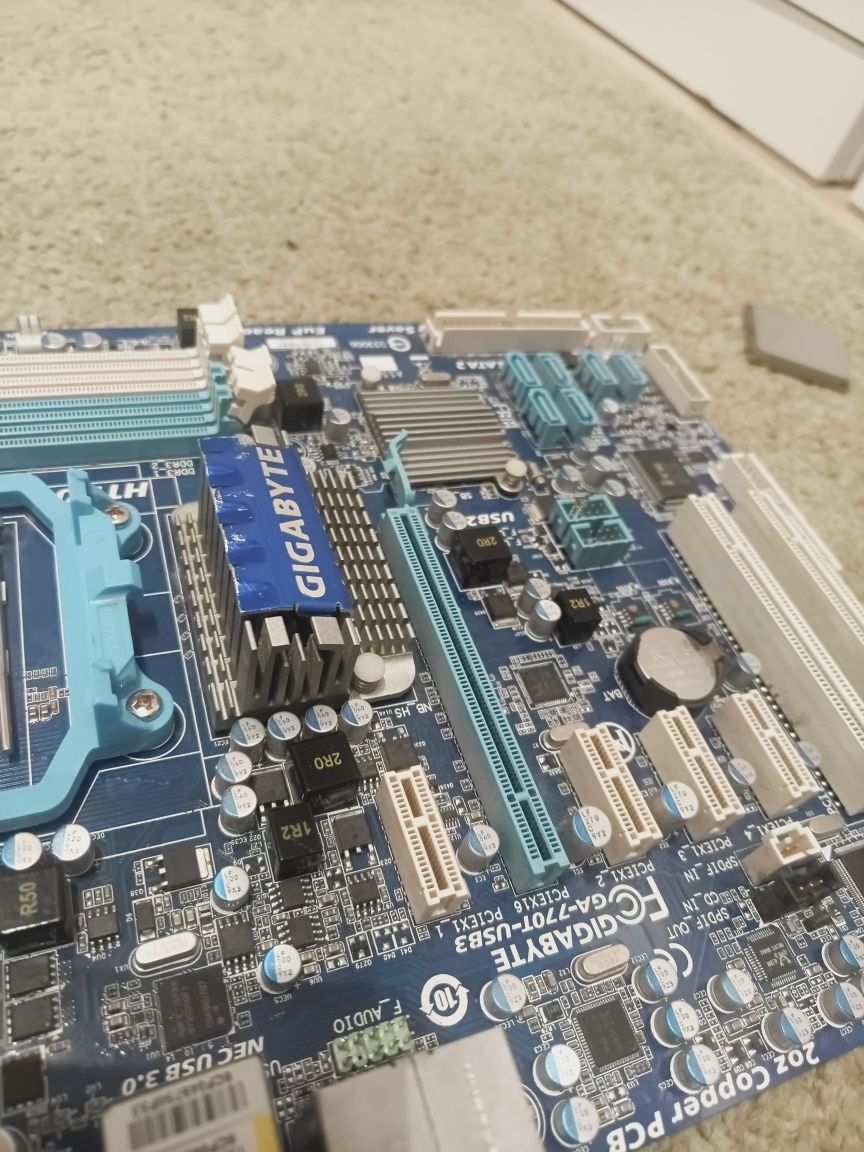 Płyta główna Gigabyte GA-770T-USB3 +AMD phenom 2