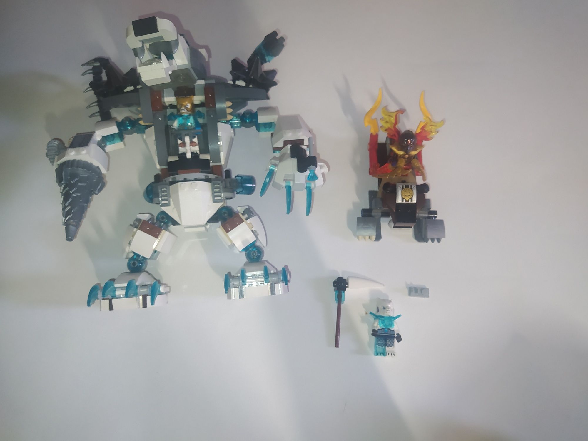 Lego Legends of chima Когтистый  бурильщик Айсбайта 70223