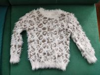 Włochaty sweter 110/116