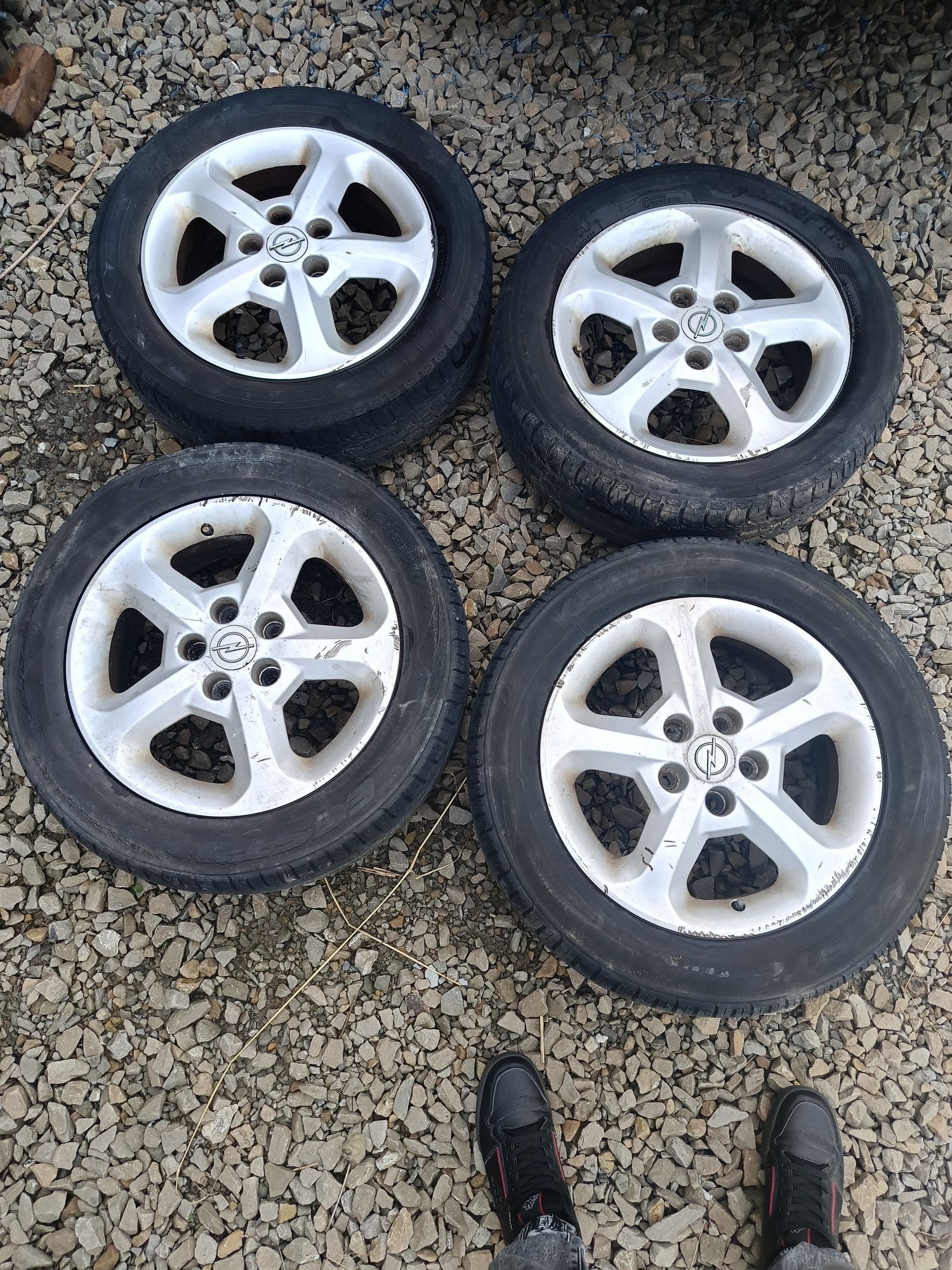 Alufelgi felgi aluminiowe opel Zafira astra Meriva corsa 16 cali 5x115