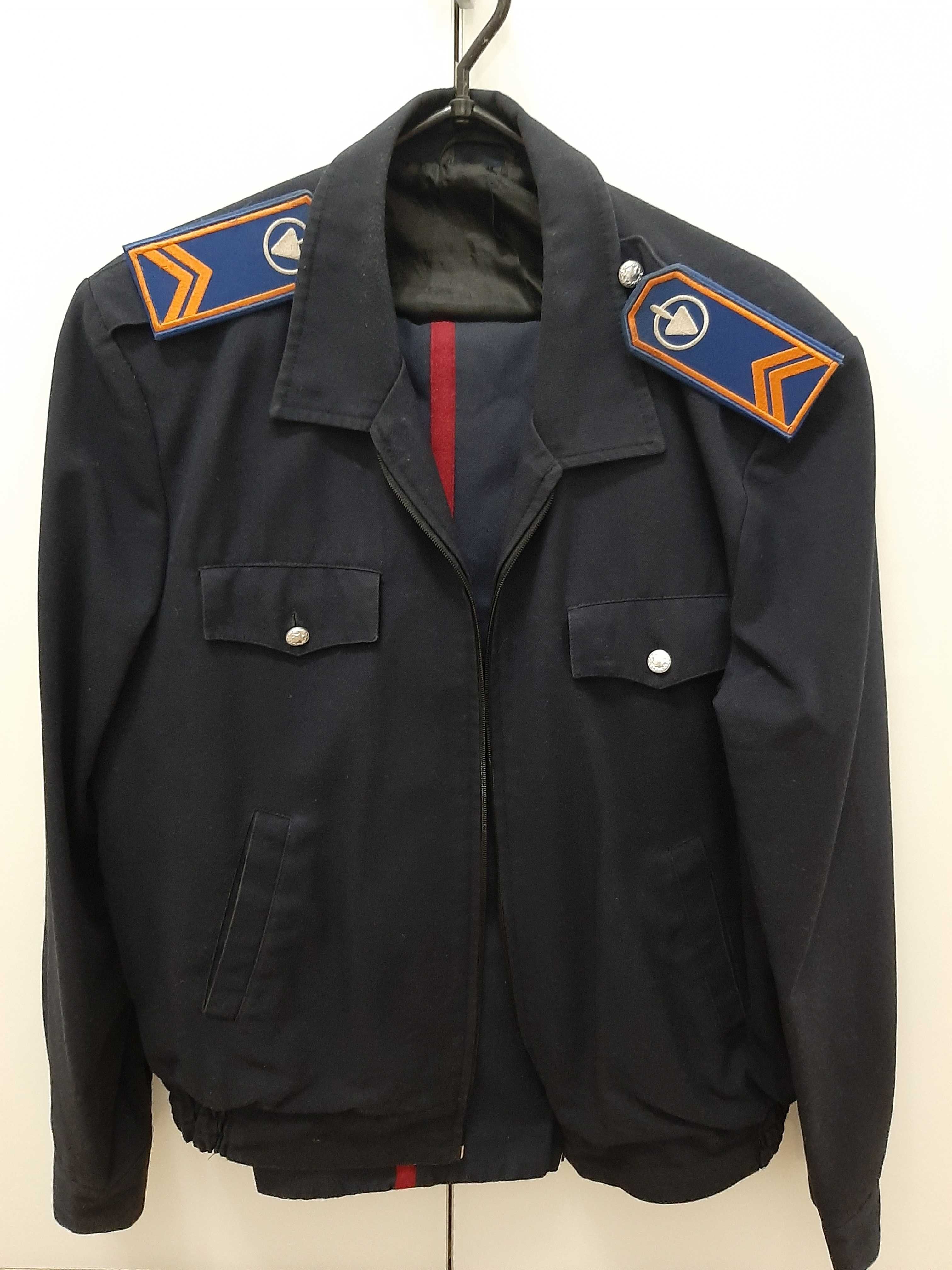 Міліцейська форма старого зразку, куртка та штани