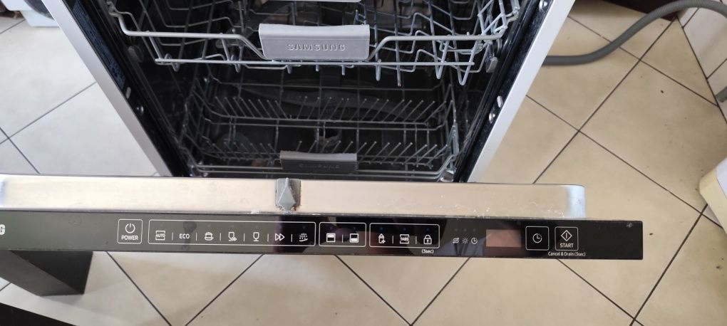 Zmywarka samsung DW60M6031BB