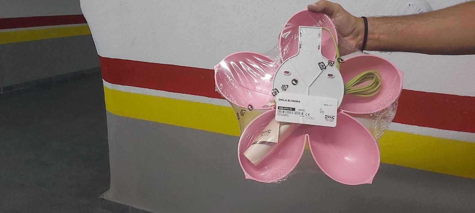 Candeeiro flor rosa, IKEA