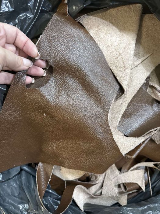 Продам обрезки кожи мебельной