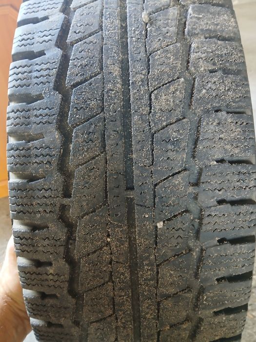 Opony zimowe 215/65/16C