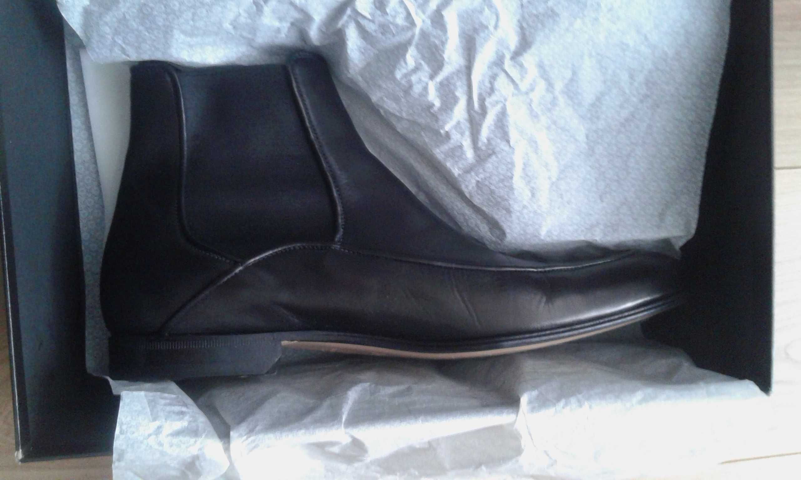 Buty sztyblety Pollini Nowe