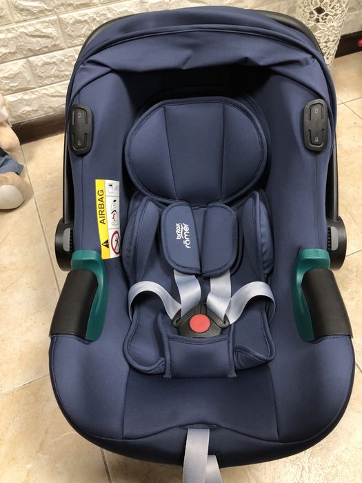 Автокрісло Britax Römer BABY-SAFE iSENSE Група 0+ (0-13 кг) брітакс