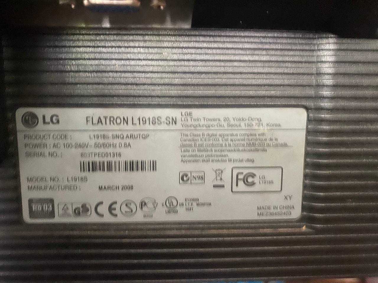 Монітор LG Flatron L1918S 19 дюймів VGA, робочий стан
