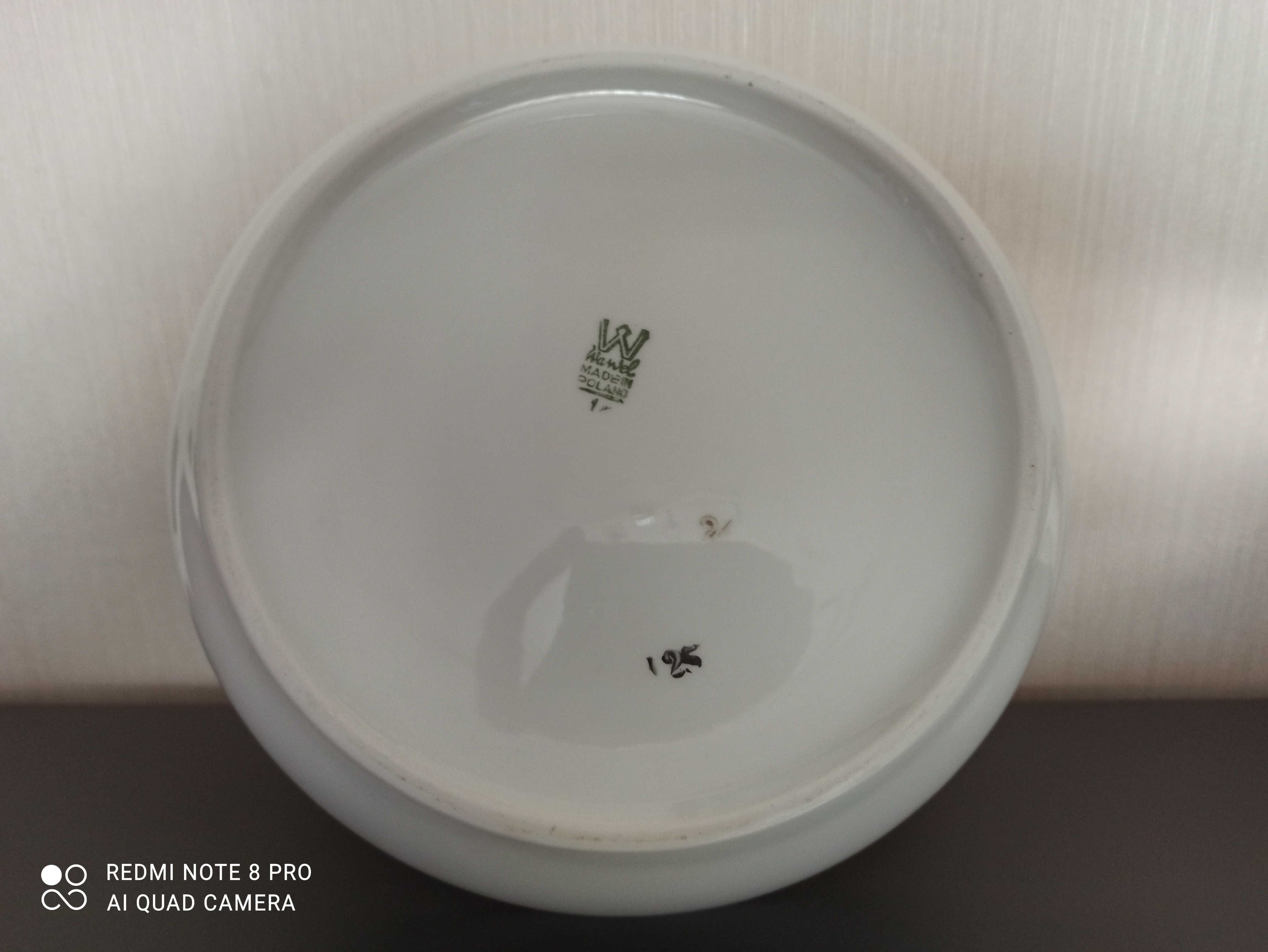 Waza, porcelana Wawel, Nowa