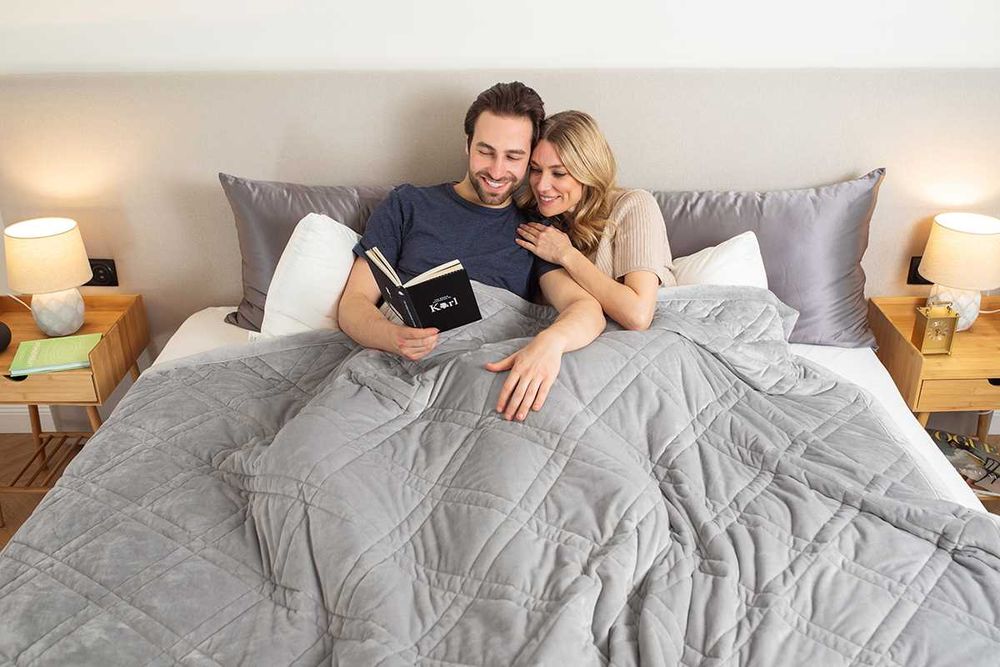 Велика обтяжуюча заспокійлива ковдра синя/сіра 152х203 см