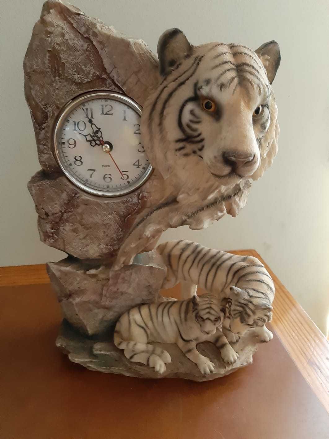Relógio de mesa quartz, 3 Tigres