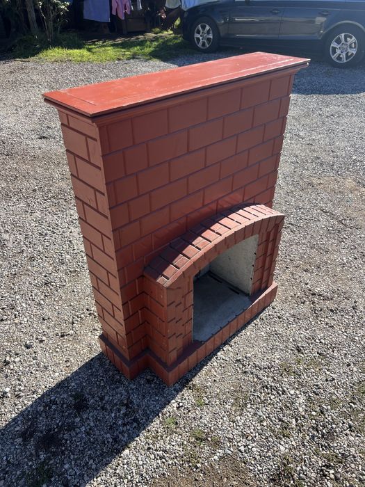 Lareira decorativa nova