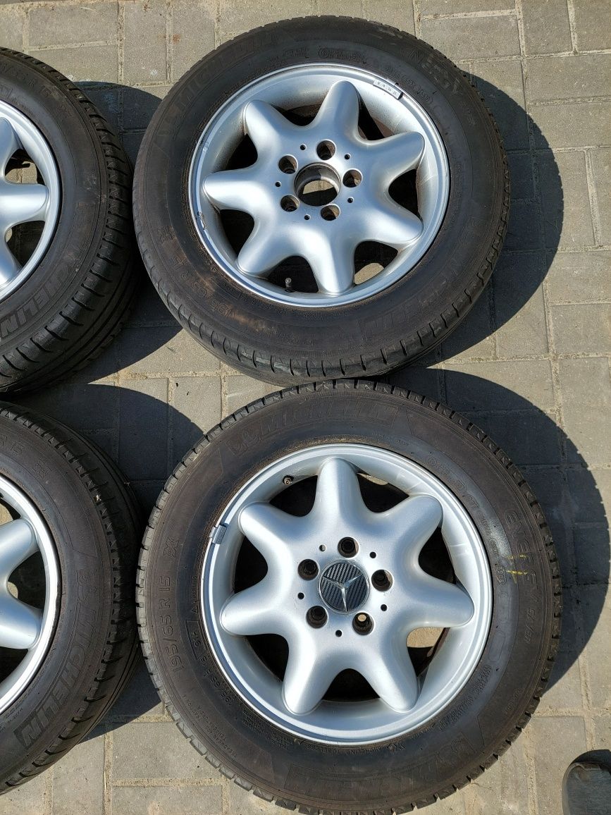 Felgi aluminiowe 15 cali 5x112 oryginał Mercedes-Benz 6J ET31