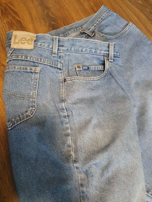 Жіночі джинси великого розміру