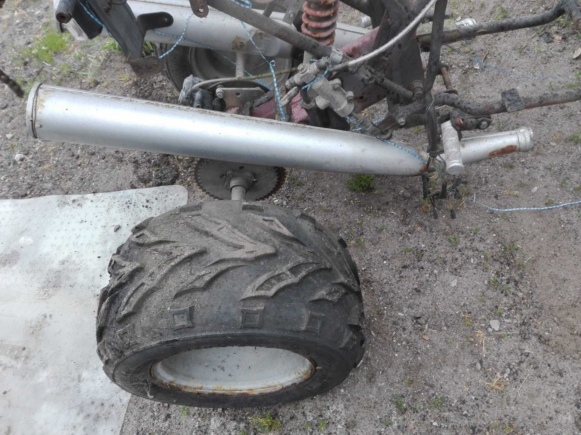Rama quad przystosowana do silnika Jawa 350.