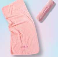 Ręcznik flanelowy mięciutki do twarzy w różowym kolorze