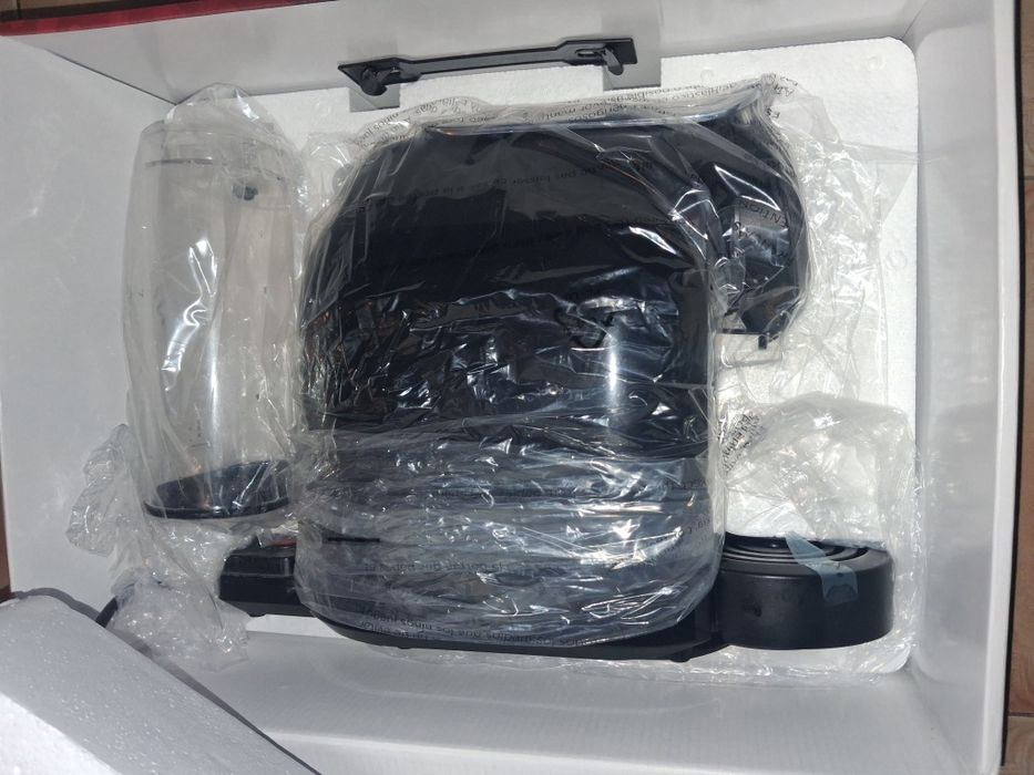 Máquina de Café Automática Delta Q