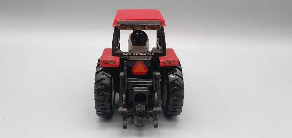 Siku Ertl ciągnik Case International 5240 1:32