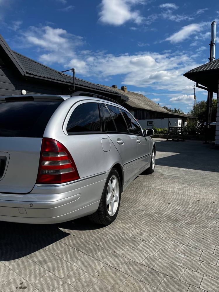 Mercedes-Benz C-Class 2002