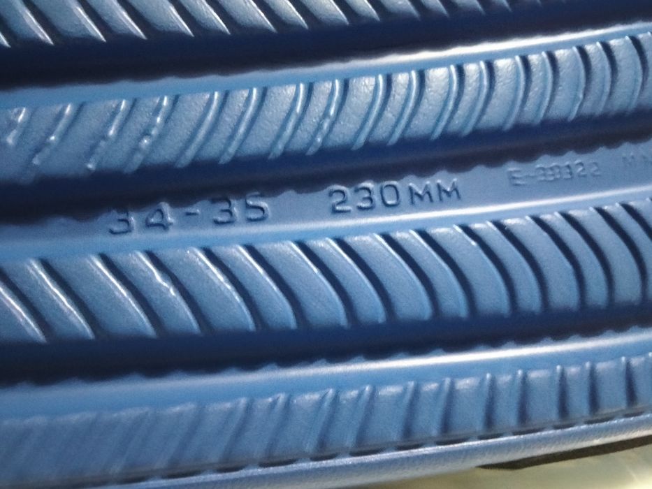 Chinelos criança Novos