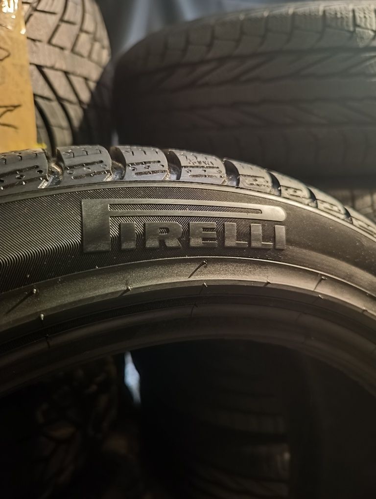 2×205/50/R17 Pirelli opony zimowe