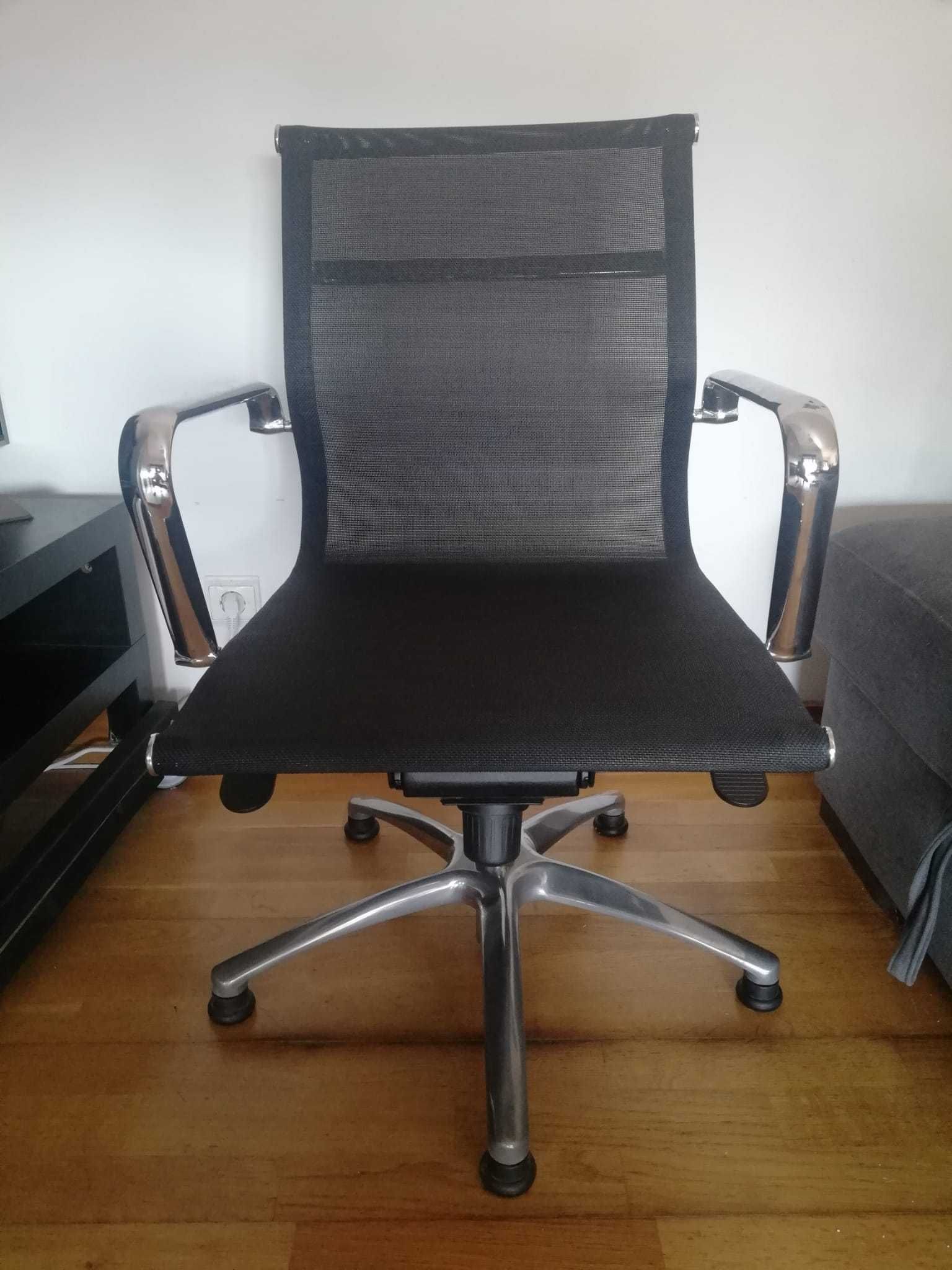 Eames Inspire Office Chair