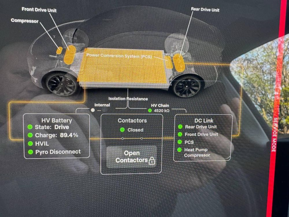 Tesla model Y  Long Range DM