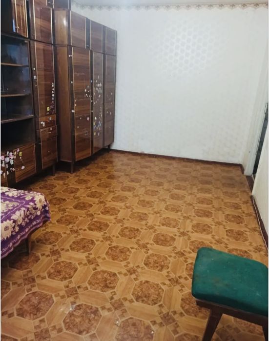 Продам 1-кв м. Бориспіль вул. Глибоцька  29 кв.м р-н 3 школи