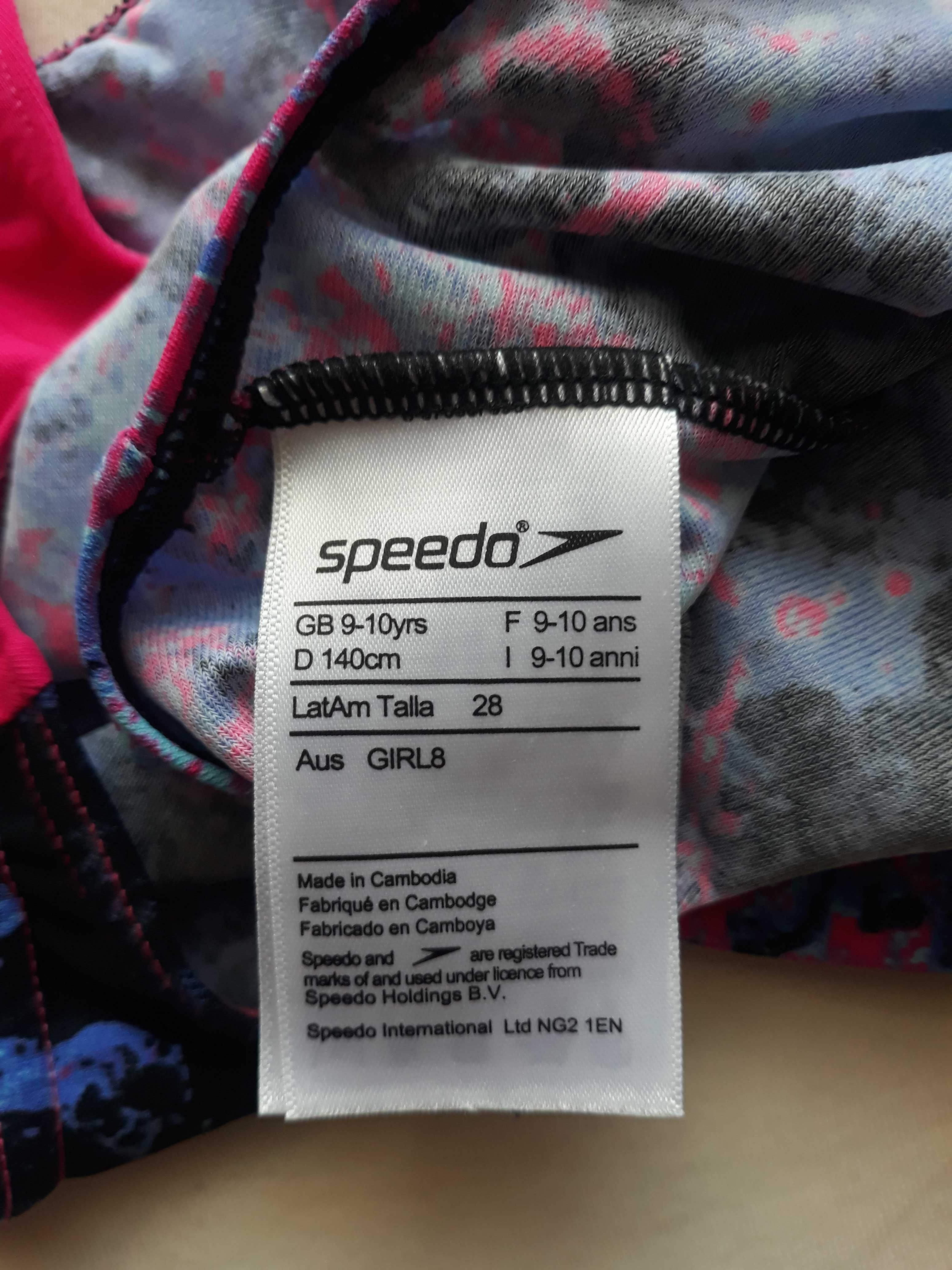 Speedo купальник для плаванья на 9-10 лет