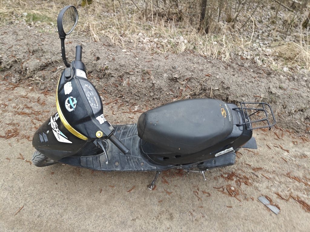 Скутер Honda Dio af28