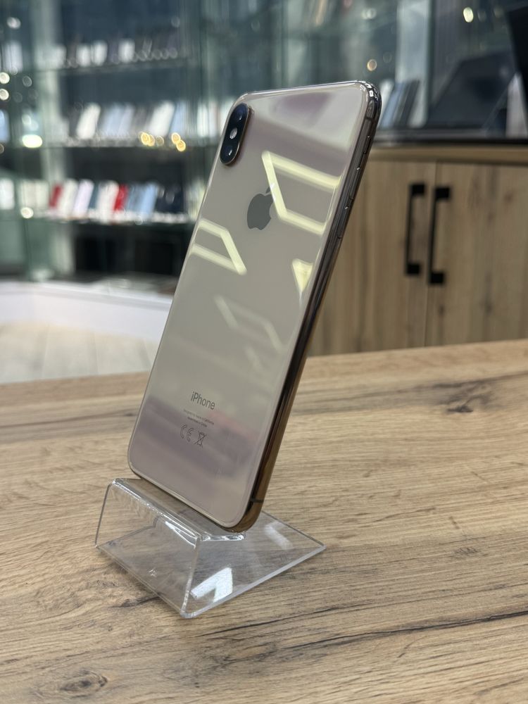 Apple iphone xs max 64 gb 210$