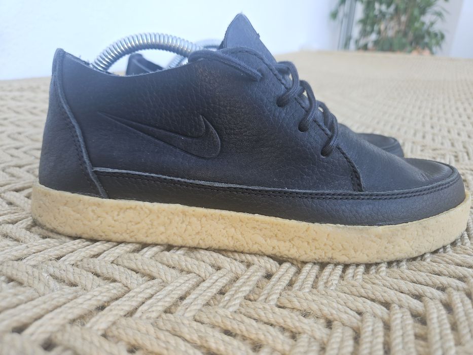 Bota Nike em pele 41