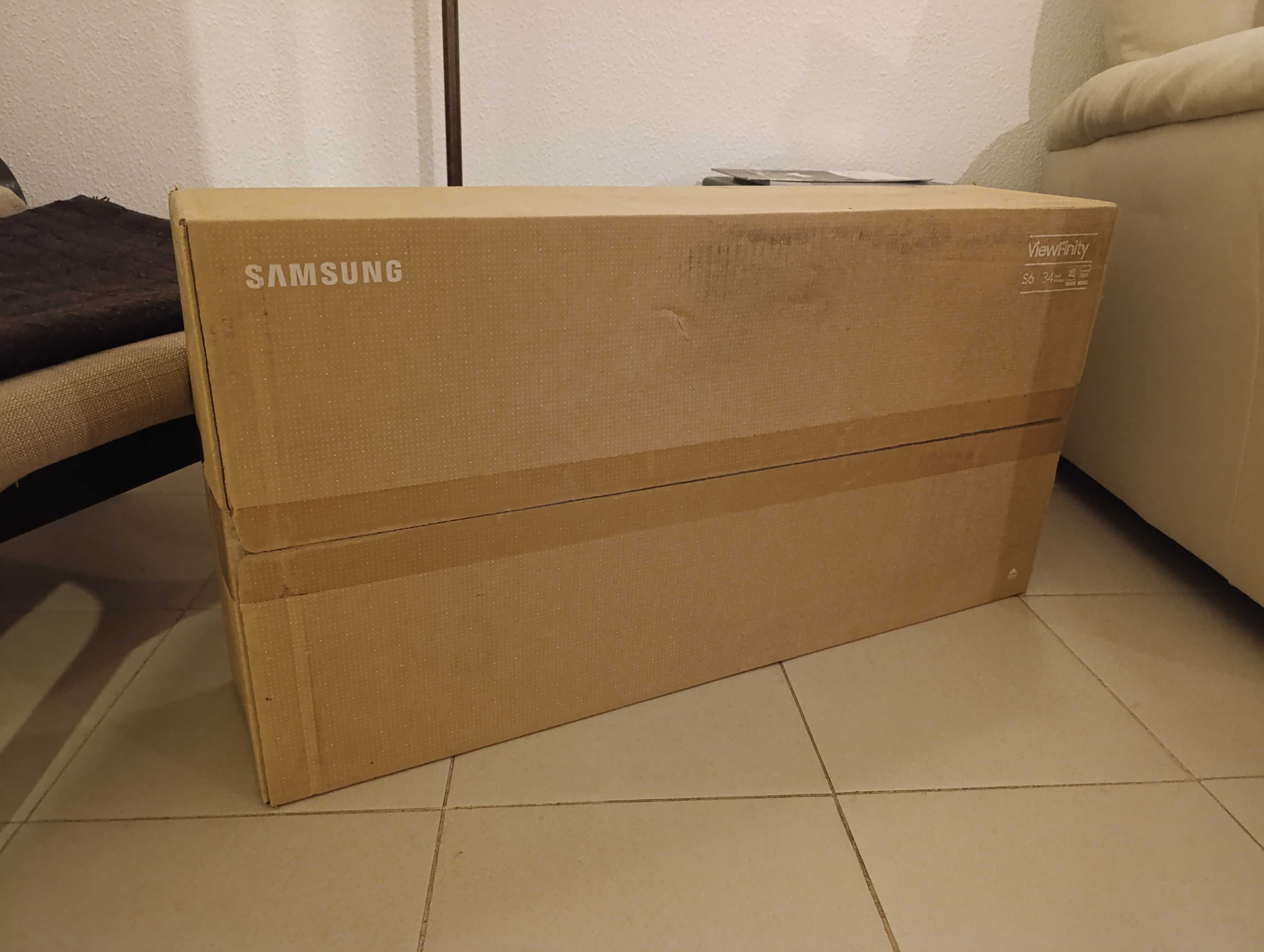 1 X SAMSUNG ViewFinity S6 34'' WQHD Curved Professional Monitor