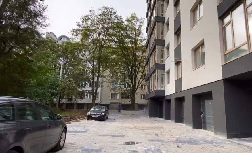 Гараж у ЖК Діброва Парк