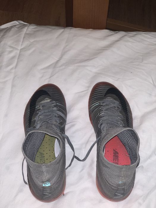 Buty Nike profesjonalne Mercurial Superfly V CR7 AG-PRO 40.5