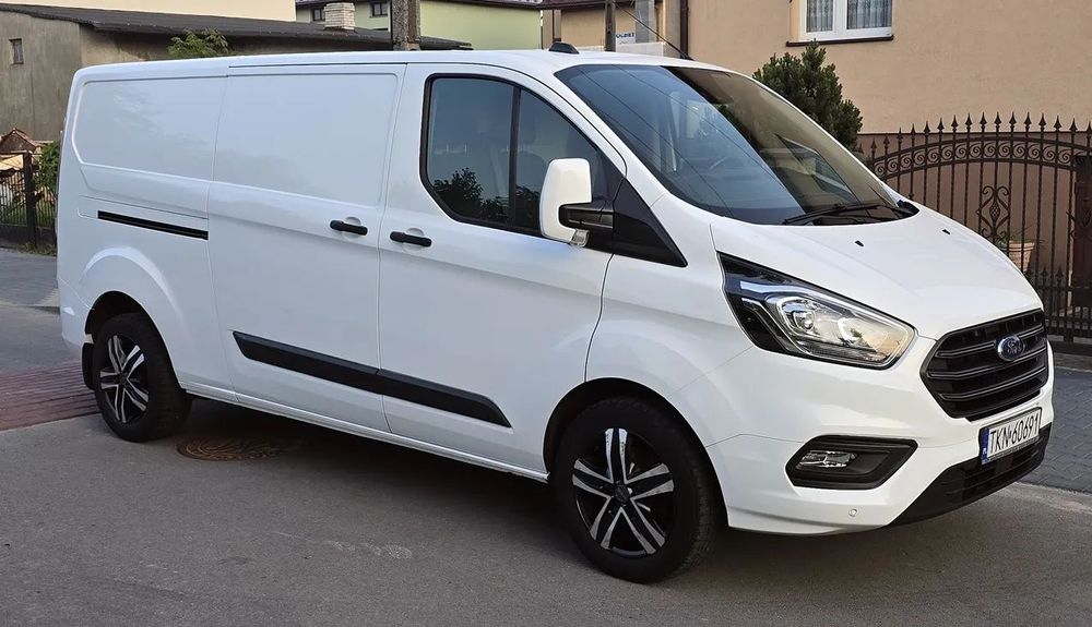 Ford Transit Custom  L2H1 Long Długi Navi Led Serwis