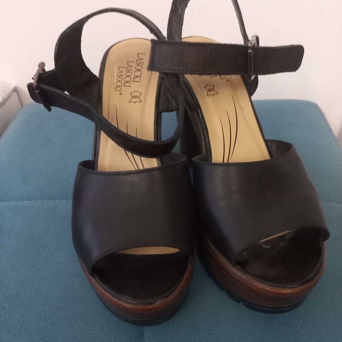 Sandały Lasocki na platformie