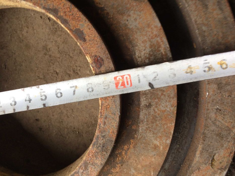 Основа тісків верстатних