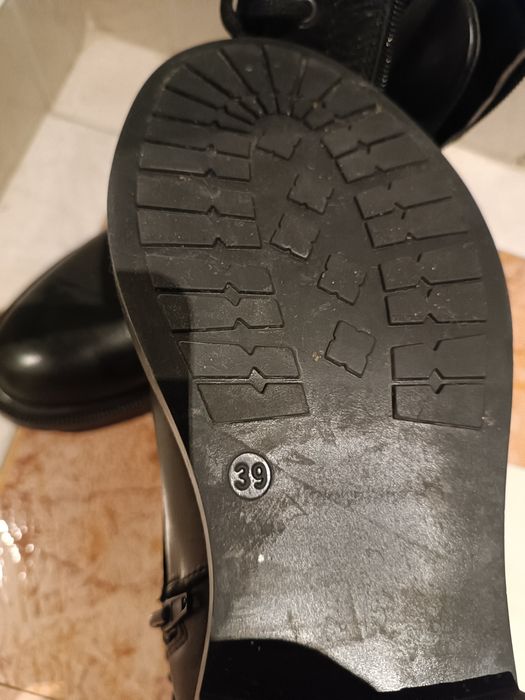 Botas pretas Inverno 39 em pele