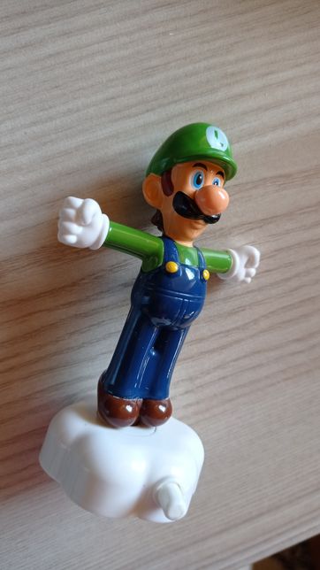 LUIGI - Ruchoma figurka 10 cm z gier Nintendo, stan idealny nieużywana