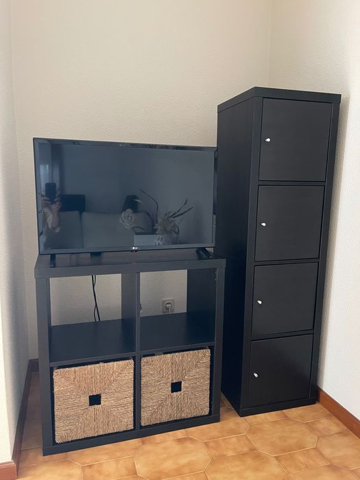 Conjunto de Estantes com acessórios preto-castanho