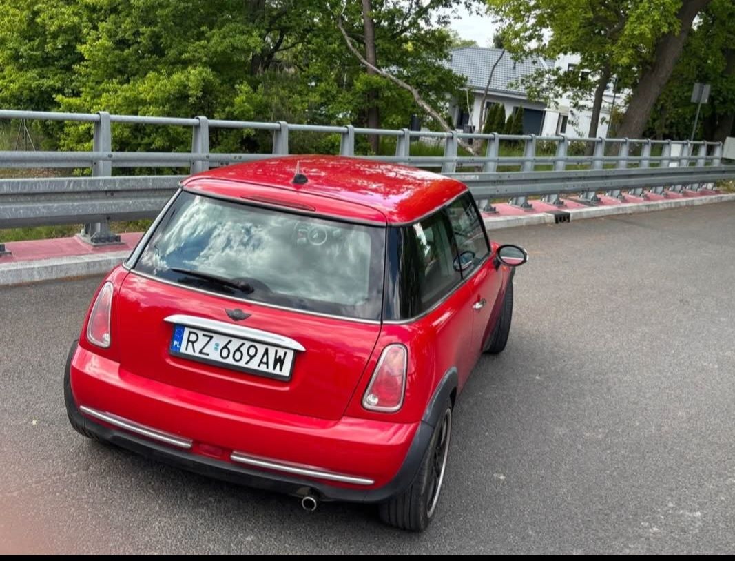 Mini One 1.6 bądź zamienię na busa