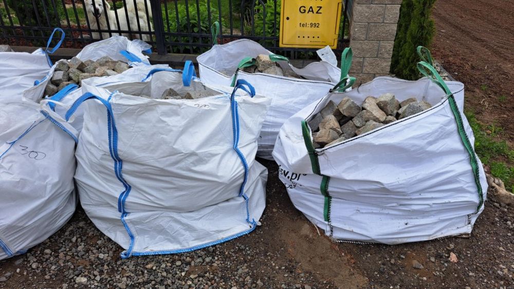 Sprzedam kostka granitową.