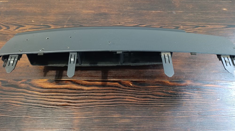 Воздуховод Toyota Prius V 2012-2017
