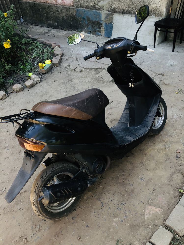 Honda dio 27  в хорошом состояние,возможен не большой торг